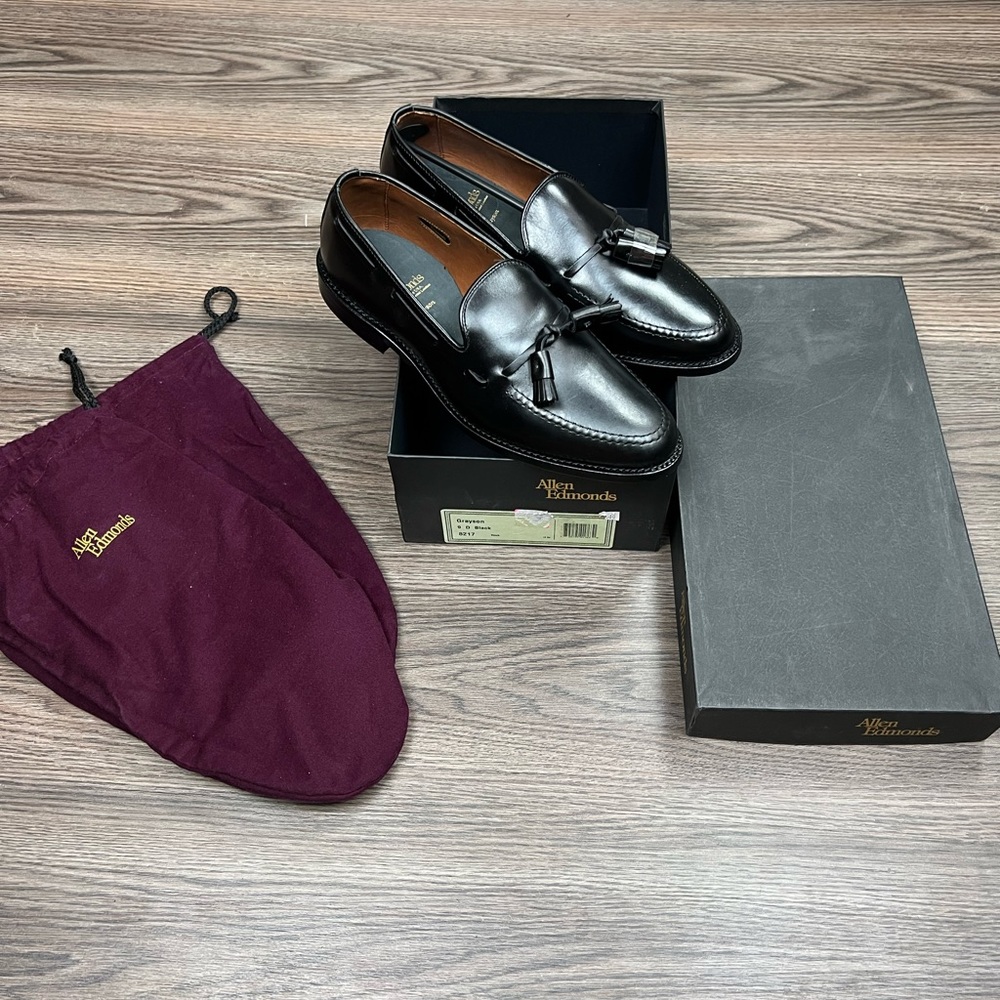 NEW Allen Edmonds Grayson Black Tassel Loafers 9 D